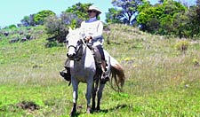 Viagens a cavalo na Serra Gaúcha e Aparados da Serra, em Cambará do Sul, São José dos Ausentes, São Francisco de Paula, Jaquirana, Gramado, Canela, Pampa e Lagoa do Peixe